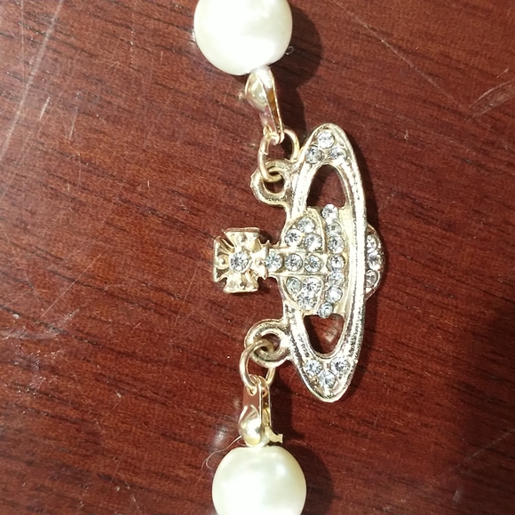 Vivienne Westwood Pearl choker - Picture 2 of 3